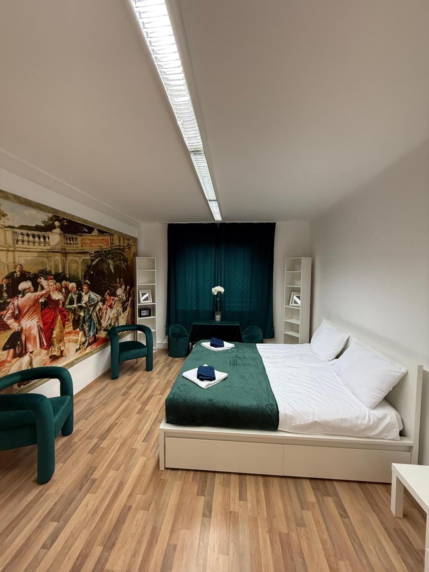 Royal * Viena